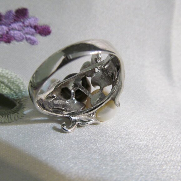 CFJ Sterling Silver and Pearl Ring ~ White & Brown Pearl ~ w Leaf Detail Size 10 - Picture 12 of 16